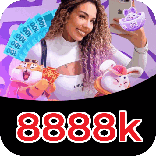 Comunidade Facebook 8888k mostrando posts, comentários e engajamento de membros